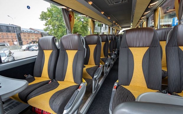 Autobusu noma SETRA S 515 HD